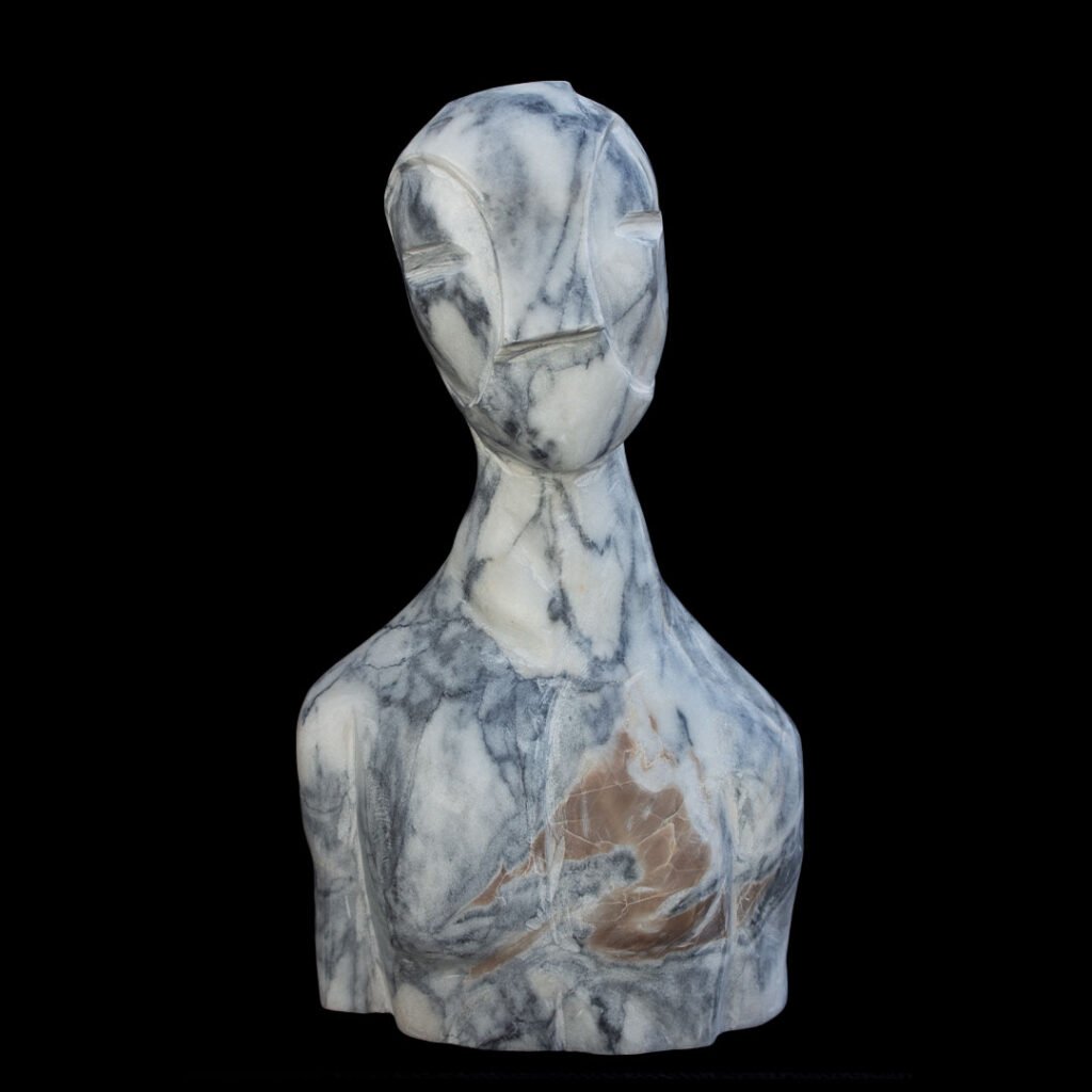 Escultura abstracta del escultor español David Go