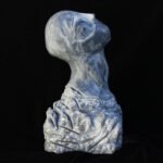 Emoción Muda Iv, escultura en mármol gris rubiña de David Gómez