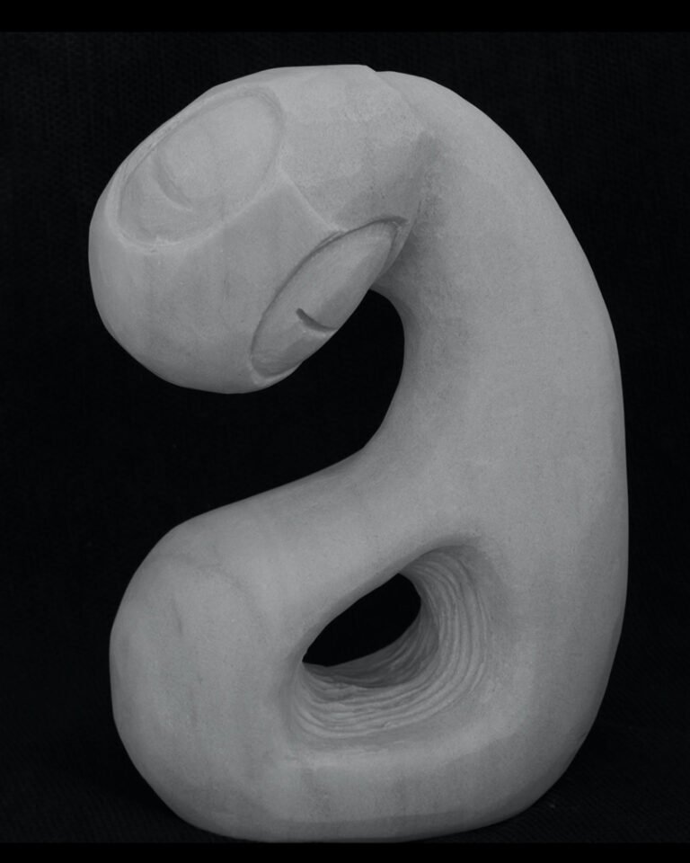 Emoción Muda V, escultura en mármol de macael de David Gómez